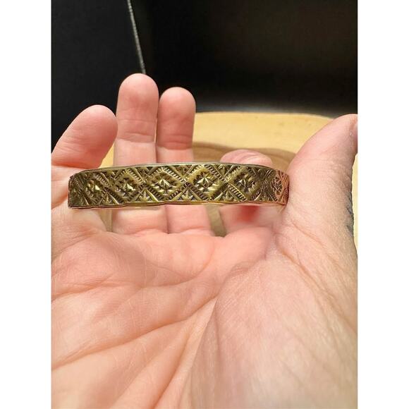 Handmade Vintage Navajo Etched Cuff Bracelet – 14K Gold Fill, Sterling Silver - Picture 9 of 10
